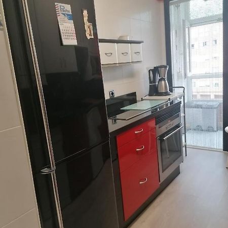 Alojamiento Nedymar Appartamento Oviedo Esterno foto
