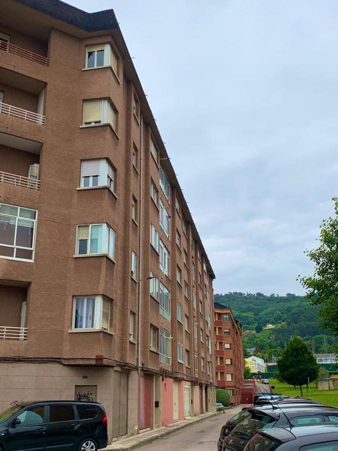 Alojamiento Nedymar Appartamento Oviedo Esterno foto